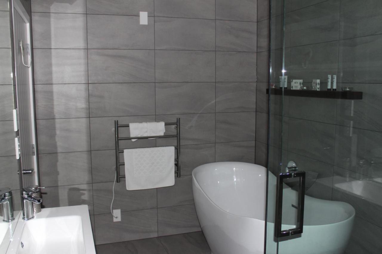 The Mackenzie Suites Лейк Текапо Екстериор снимка